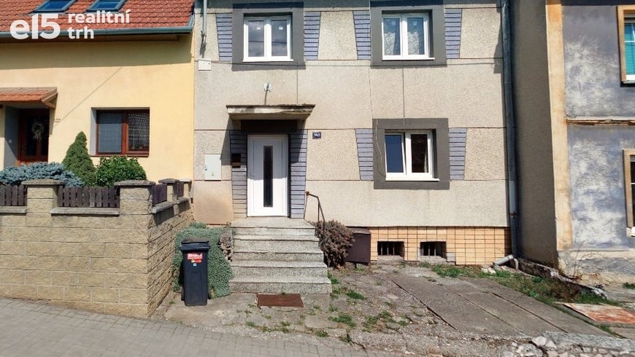 Dražby rodinné domy, 150 m² - Litenčice