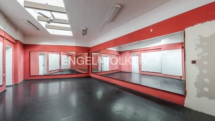 Pronájem obchodního prostoru 94 m², Praha - Vinohrady