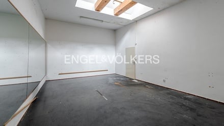 Pronájem obchodního prostoru 94 m², Praha - Vinohrady