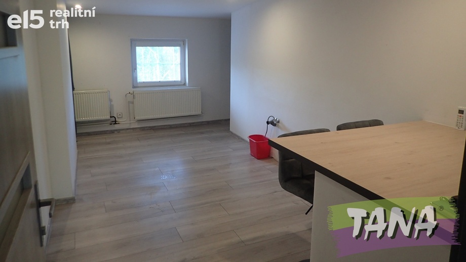 Pronájem obchodní prostory, 15 m² - Turnov