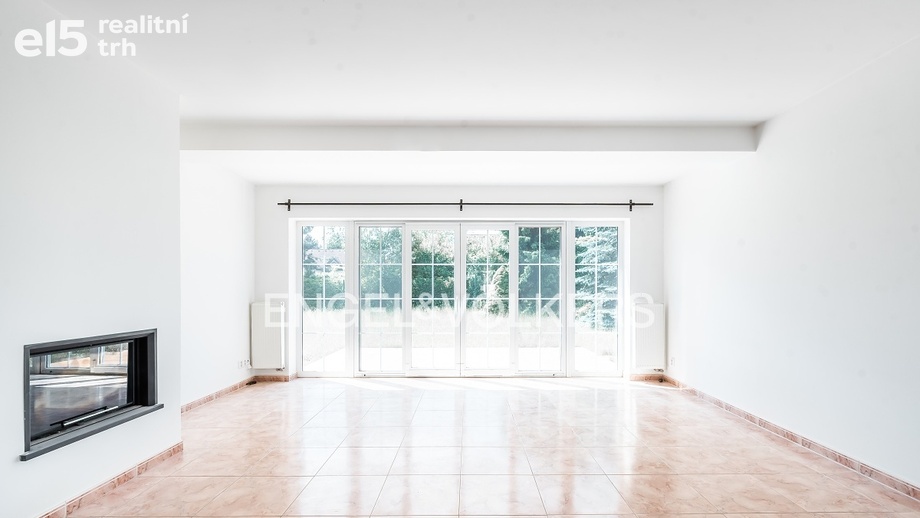 Pronájem vila, 610 m² - Průhonice