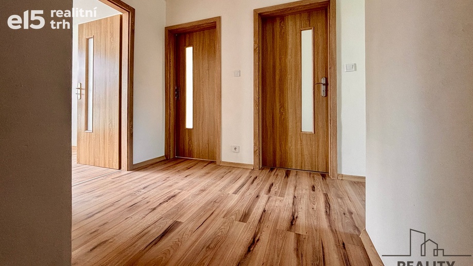 Prodej byty 3+1, 73 m² - Rousínov
