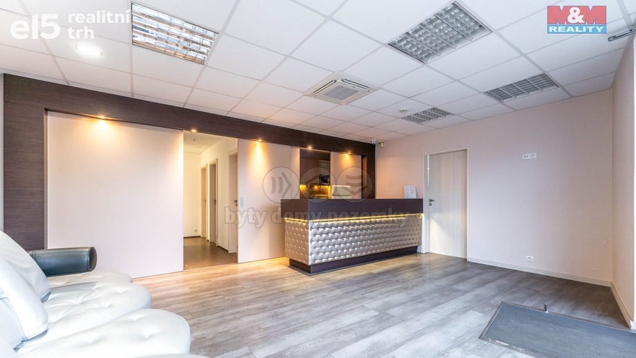 Pronájem obchodní prostory, 168 m² - Praha - Břevnov
