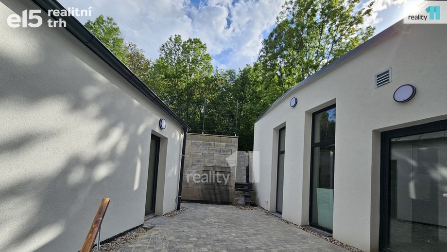 Prodej byty 1+1, 34 m² - Praha - Michle