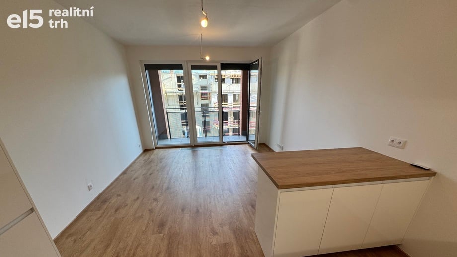 Prodej byty 1+kk, 38 m² - Praha