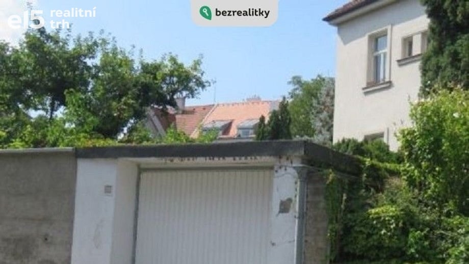 Prodej garáže, 23 m² - Praha - Dejvice