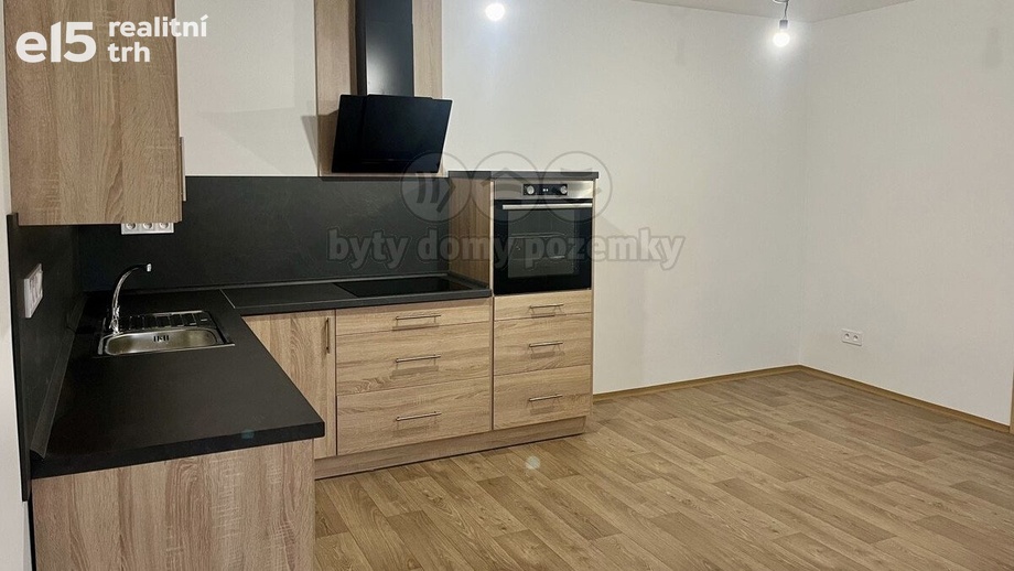 Pronájem byty 2+kk, 63 m² - Tachov