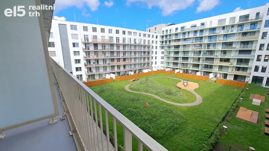 Pronájem byty 2+kk, 50 m² - Brno - Trnitá