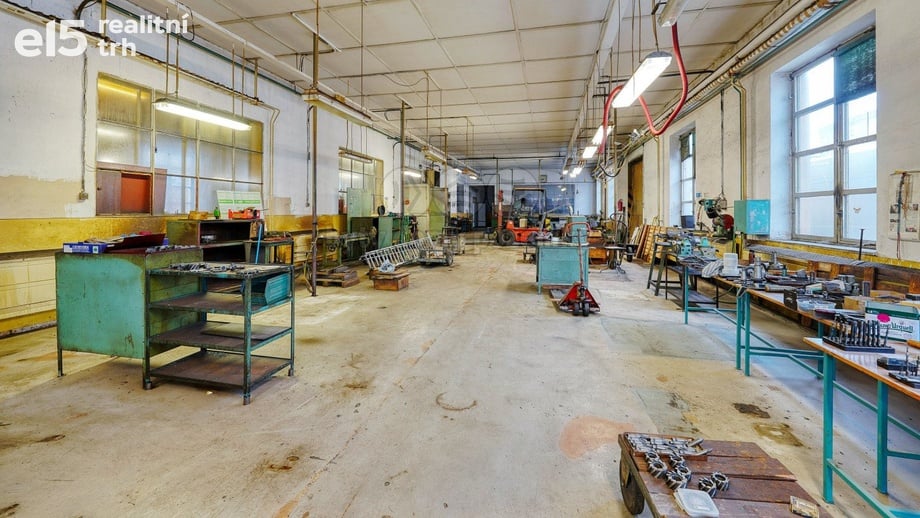 Prodej sklady, 2 510 m² - Klatovy III
