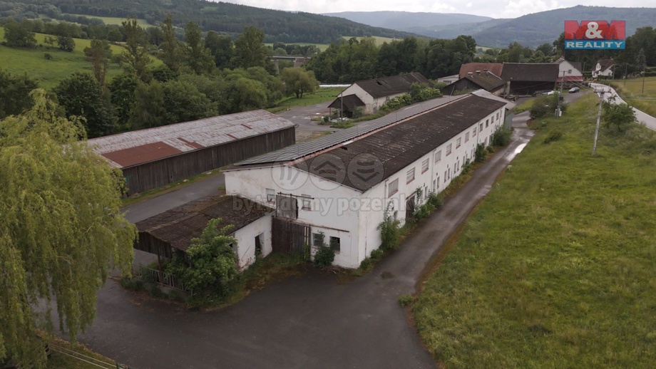 Pronájem sklady, 1 320 m² - Dešenice