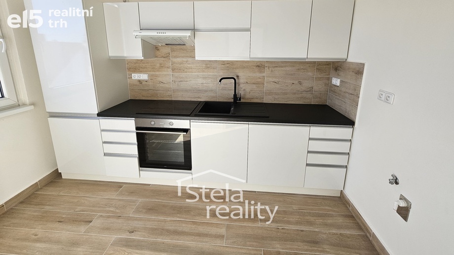 Pronájem byty 2+1, 44 m² - Břidličná