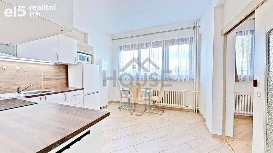 Prodej byty 2+kk, 31 m² - Praha - Písnice