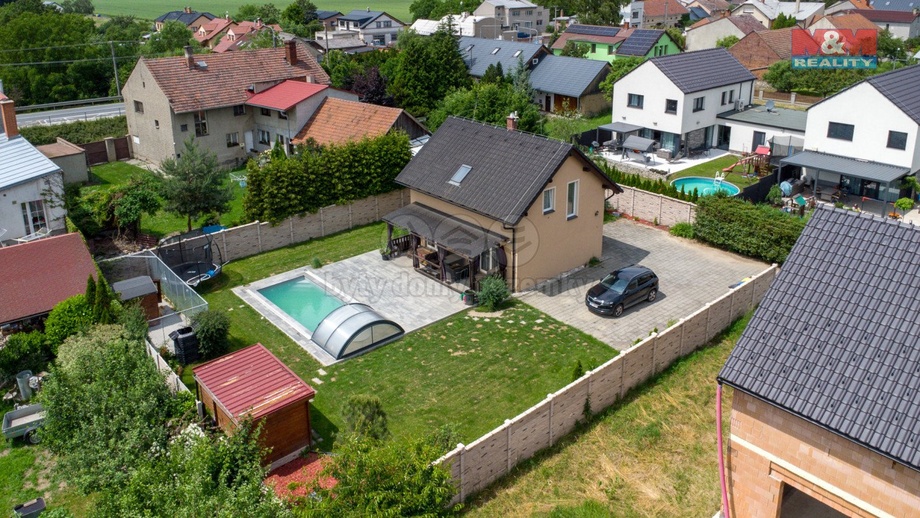 Prodej rodinného domu 100 m², Dolany