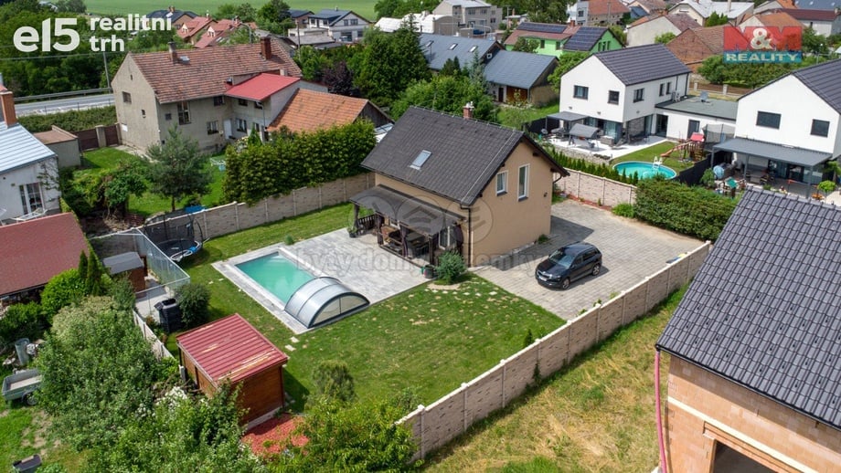 Prodej rodinné domy, 100 m² - Dolany