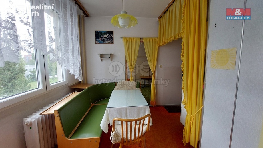Pronájem byty 2+1, 63 m² - Chomutov