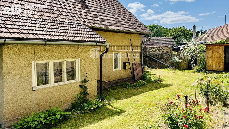 Prodej rodinné domy, 100 m² - Chrášťany