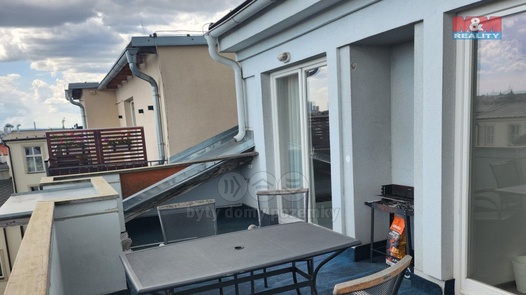 Pronájem atypické byty, 114 m² - Praha - Malá Strana