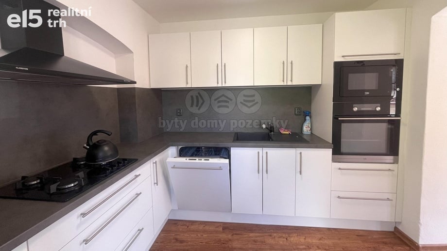 Pronájem byty 3+1, 90 m² - Klatovy I