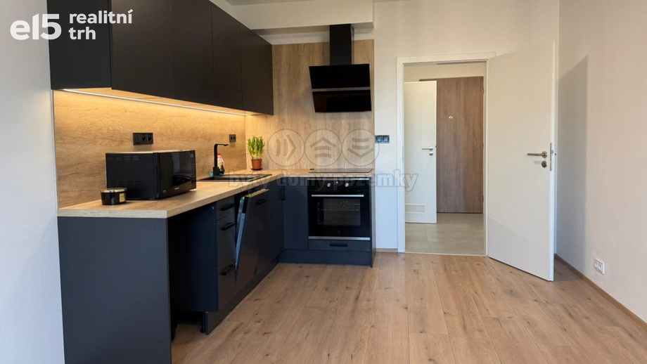 Pronájem byty 1+kk, 27 m² - Nové Strašecí