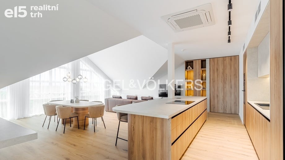 Pronájem byty 2+kk, 112 m² - Praha - Libeň