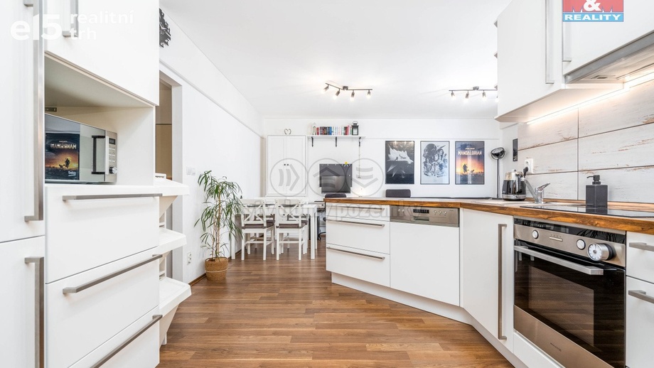 Pronájem byty 2+kk, 54 m² - Hořovice