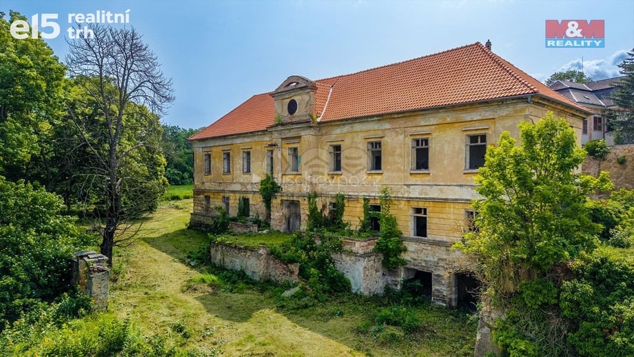 Prodej historické objekty, 5 000 m² - Zvoleněves
