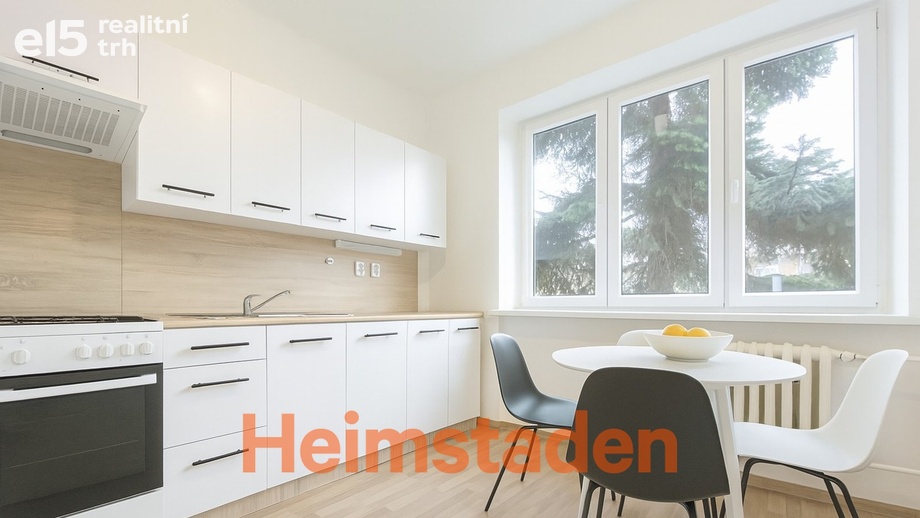 Pronájem bytu 2+1 55 m², Karviná - Nové Město