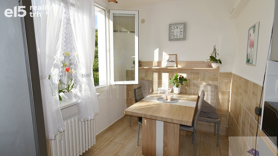 Pronájem byty 2+1, 60 m² - Ústí nad Labem - Neštěmice
