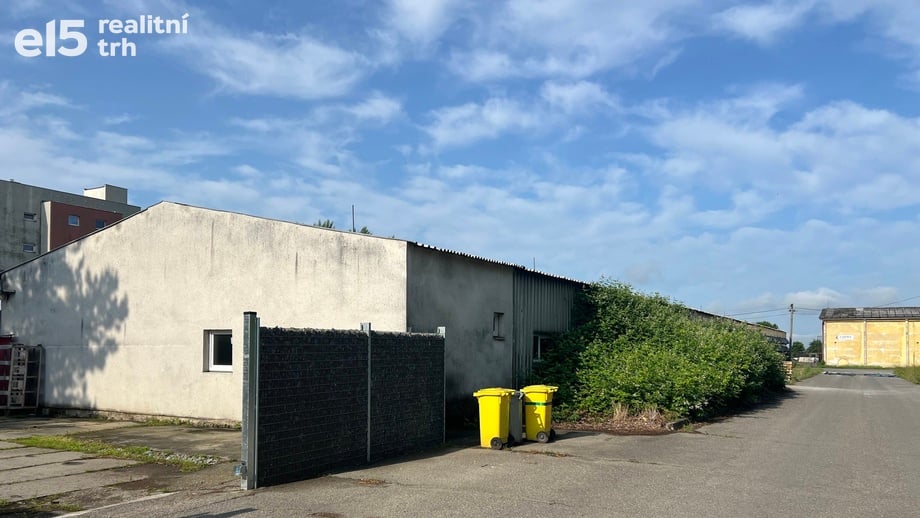 Pronájem sklady, 917 m² - Holešov