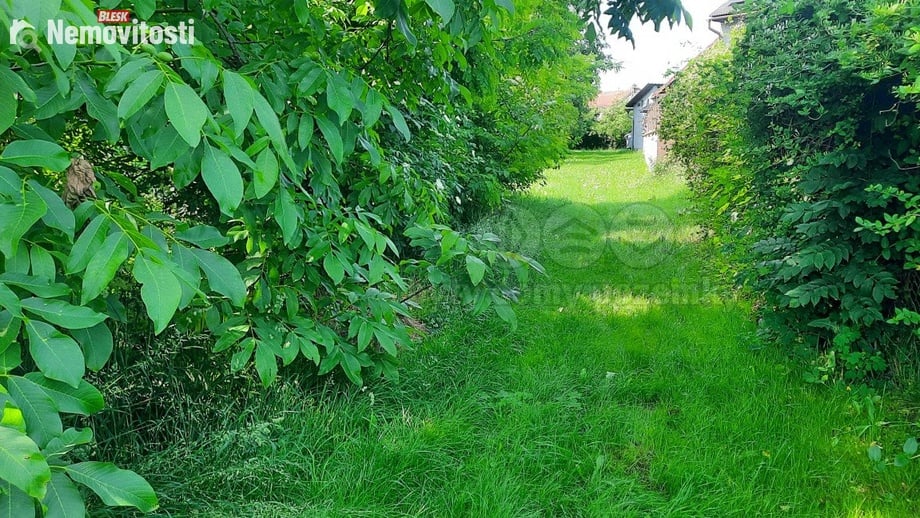 Prodej zahrady 1 622 m², Loučany