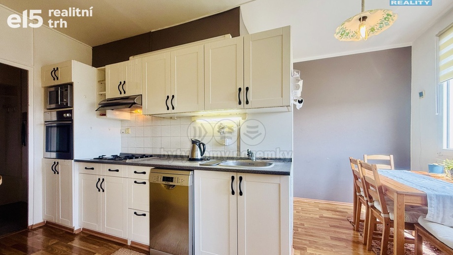 Prodej byty 2+1, 64 m² - Blatná