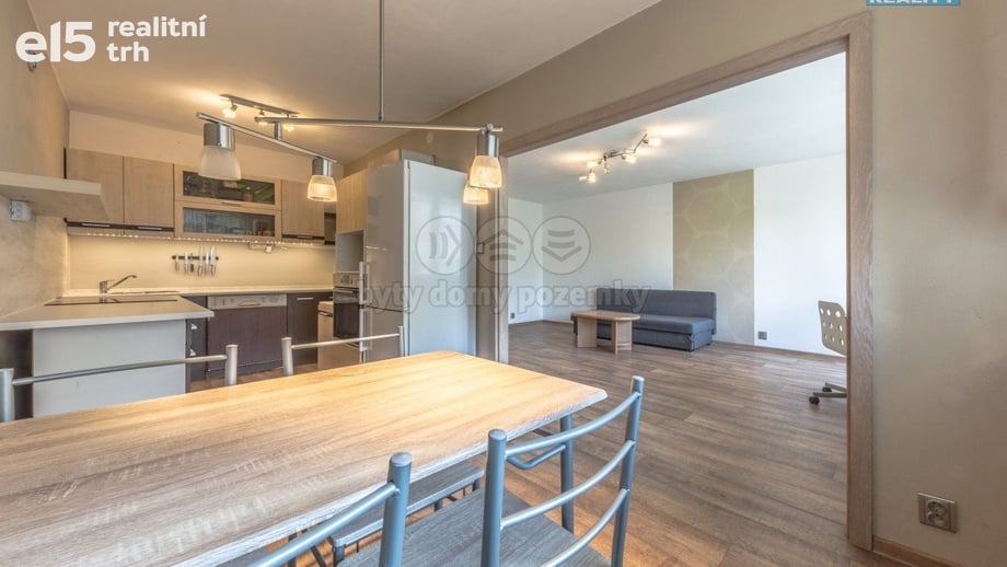 Prodej byty 3+1, 69 m² - Praha - Letňany
