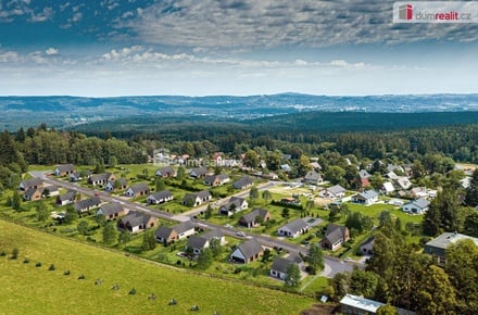 Prodej stavebního pozemku 1 435 m², Tři Sekery