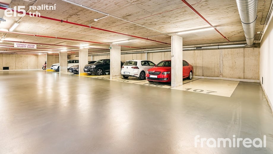 Prodej garážové stání, 10 m² - Brno - Veveří
