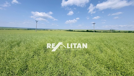 Prodej stavebního pozemku 4 877 m², Unín, Slovensko