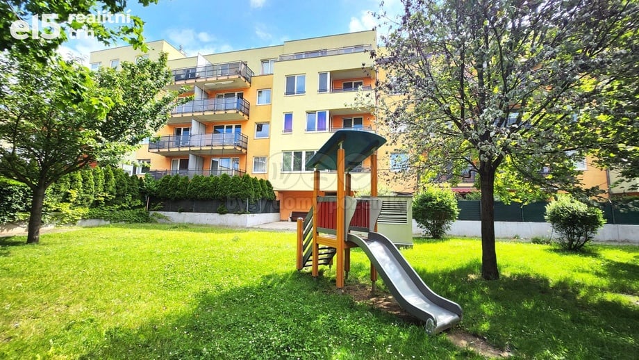 Prodej byty 2+kk, 46 m² - Praha - Hlubočepy
