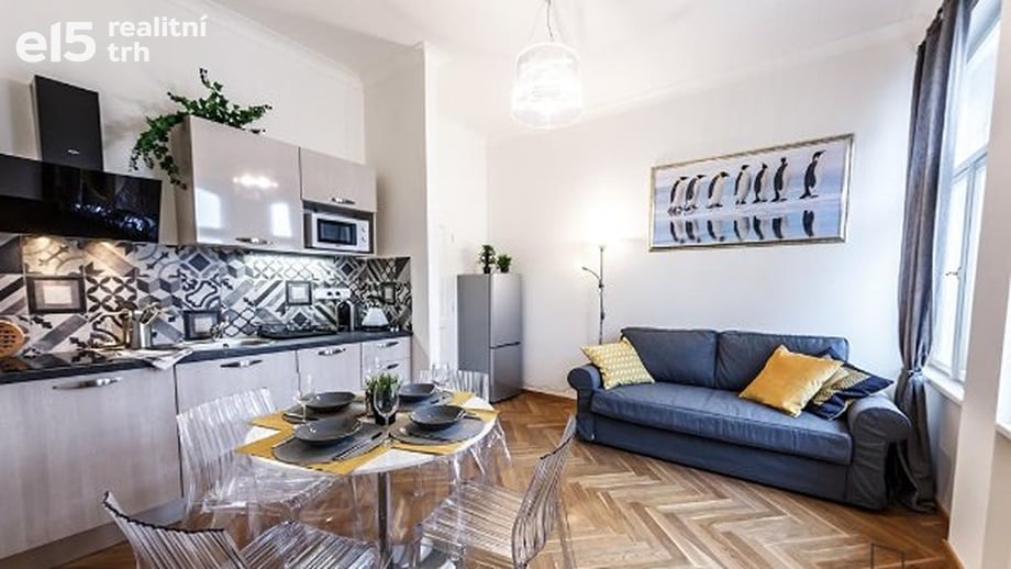 Pronájem byty 2+kk, 41 m² - Praha - Holešovice