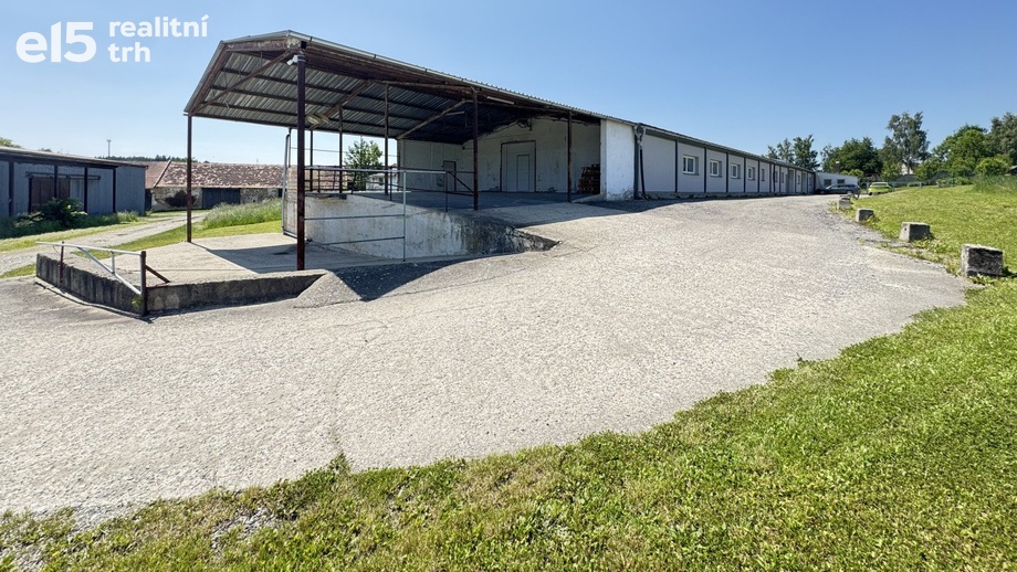 Pronájem skladu 427 m², Zubčice - Markvartice