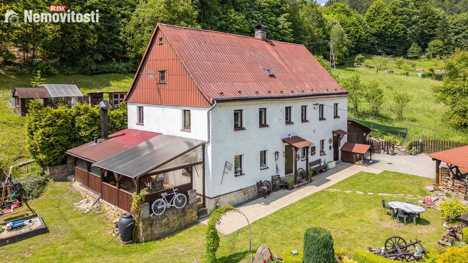 Prodej rodinného domu 230 m², Perštejn