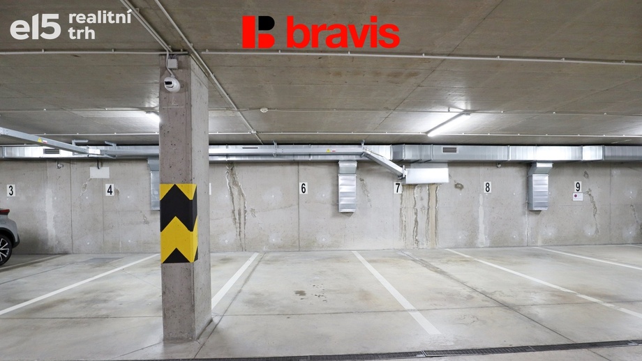 Pronájem garážové stání, 12 m² - Brno - Štýřice