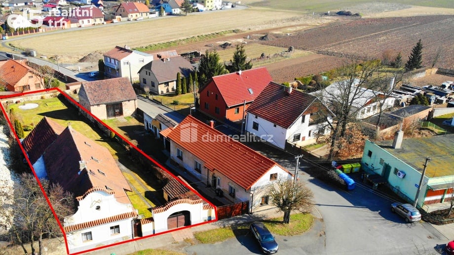 Prodej chalupa, 290 m² - Lišany