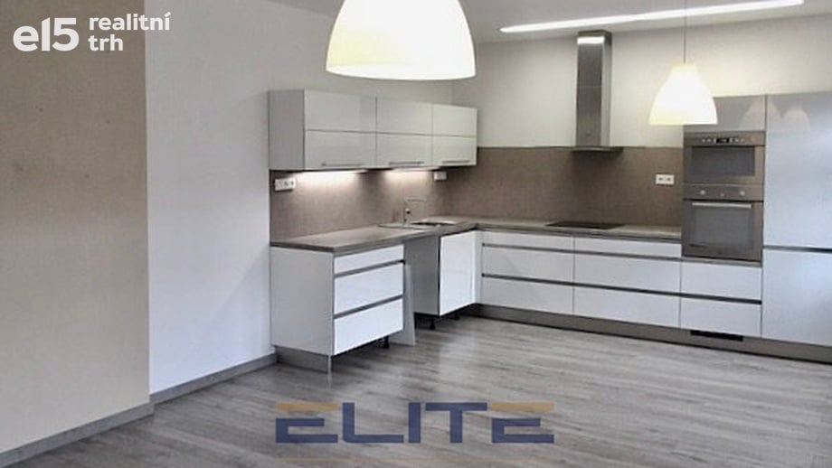 Pronájem byty 2+kk, 64 m² - Liberec I-Staré Město