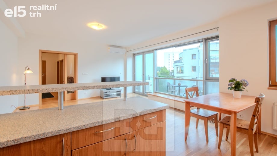 Pronájem byty 3+kk, 96 m² - Praha - Vokovice