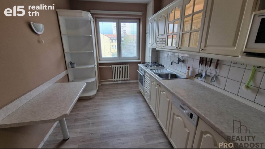 Pronájem byty 3+1, 90 m² - Hodonín