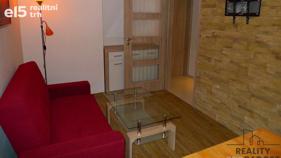 Pronájem byty 2+1, 60 m² - Olomouc