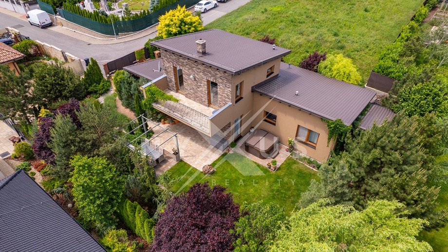Prodej rodinného domu 103 m², Králův Dvůr - Křižatky