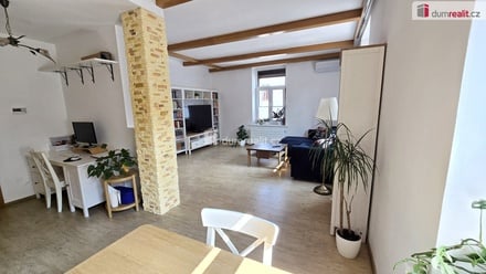 Prodej rodinného domu 200 m², Písek