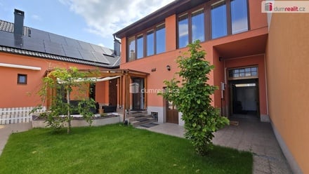 Prodej rodinného domu 200 m², Písek