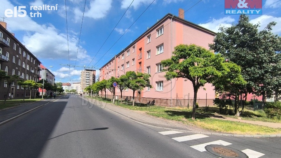 Pronájem byty 2+1, 48 m² - Jirkov