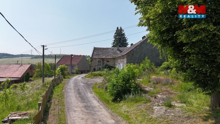 Prodej rodinného domu 593 m², Verušičky - Budov